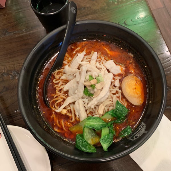 Photo taken at Min&#39;s Noodle House 渔家重庆小面 by AV on 12/2/2018