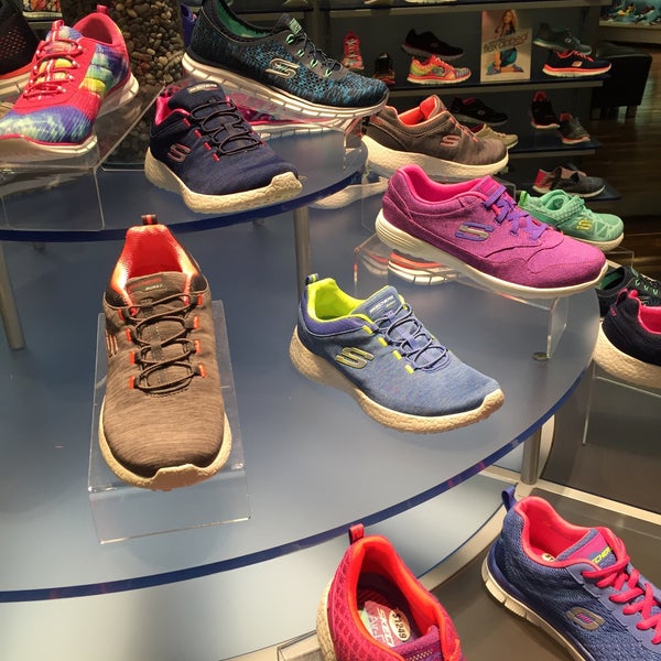 Nike Plaza Satélite | Artículos deportivos | Plaza Satélite | Naucalpan |  Ciudad de México