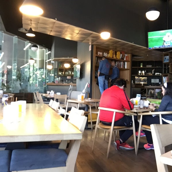 11/26/2017 tarihinde Pinche I.ziyaretçi tarafından El Ocho Café Recreativo'de çekilen fotoğraf