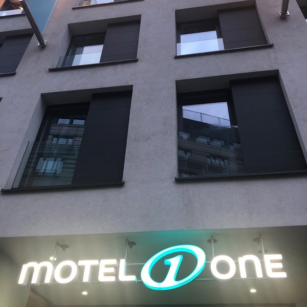 Photo taken at Motel One Brussels by Gunther S. on 8/16/2019