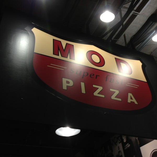 2/11/2013にJacob M.がMOD Pizzaで撮った写真