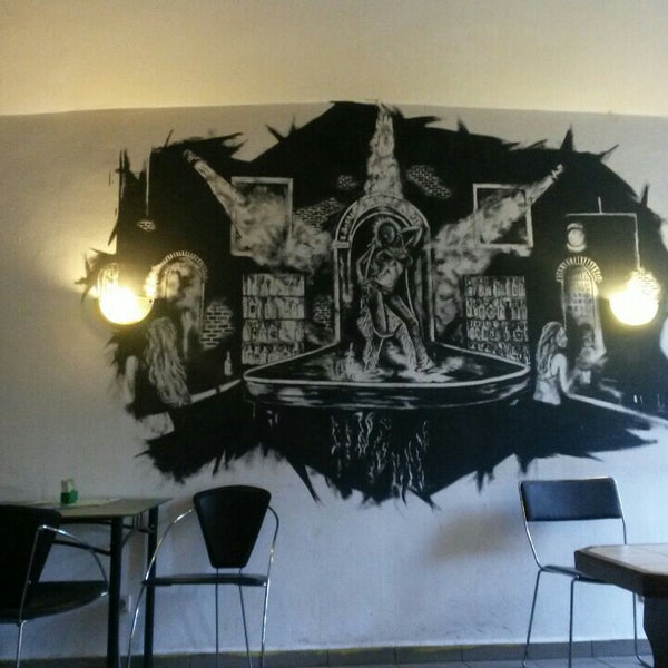 9/2/2015 tarihinde Dušan M.ziyaretçi tarafından Halabala café'de çekilen fotoğraf