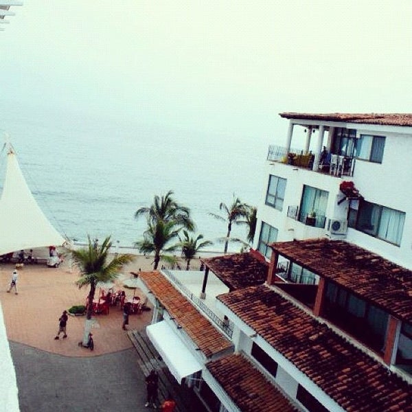Das Foto wurde bei Hotel Rio Malecon von Hotel Rio Malecon Vallarta am 10/8/2012 aufgenommen