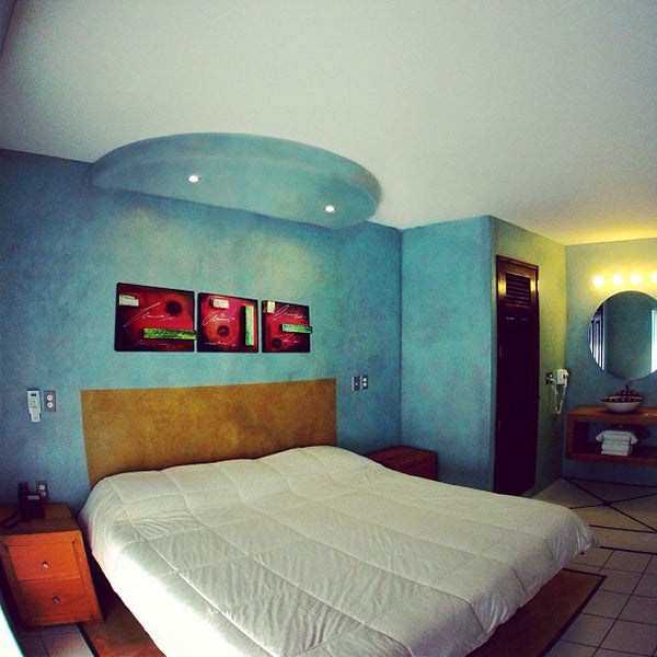 Снимок сделан в Hotel Rio Malecon пользователем Hotel Rio Malecon Vallarta 10/4/2012
