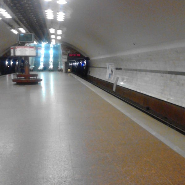 Метро заельцовская