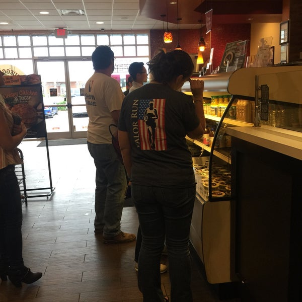 Photo taken at Bruegger&#39;s Bagels by Tracy S. on 6/1/2018