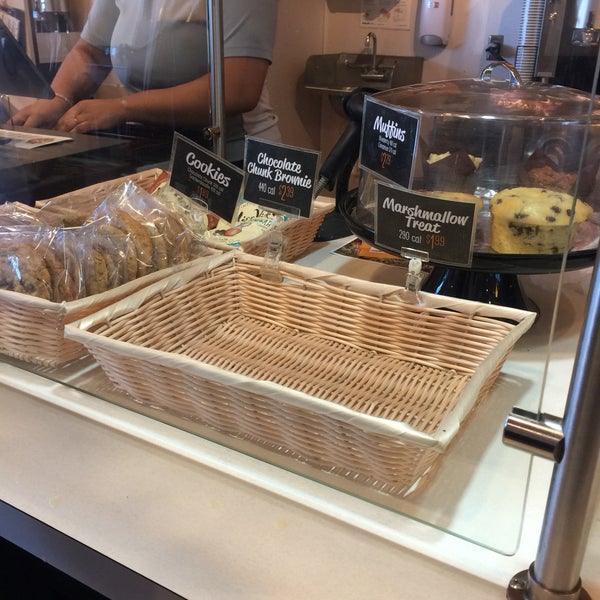 Photo taken at Bruegger&#39;s Bagels by Tracy S. on 3/22/2019