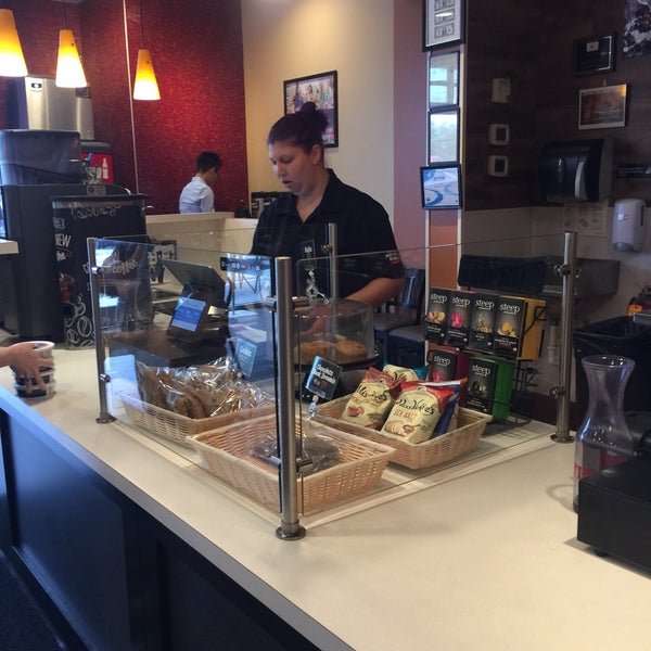 Photo taken at Bruegger&#39;s Bagels by Tracy S. on 6/1/2018