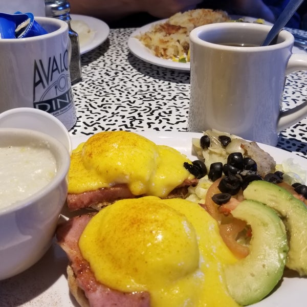 Photo taken at Avalon Diner by Lisa V. on 4/15/2018