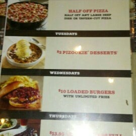 Photo taken at BJ&#39;s Restaurant &amp; Brewhouse by Dee D. on 3/8/2017