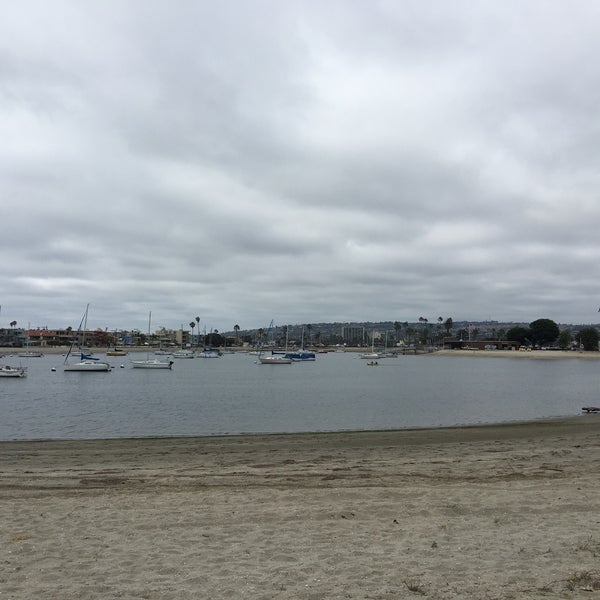 Foto tirada no(a) Mission Bay Aquatic Center por Yesko A. em 7/25/2017