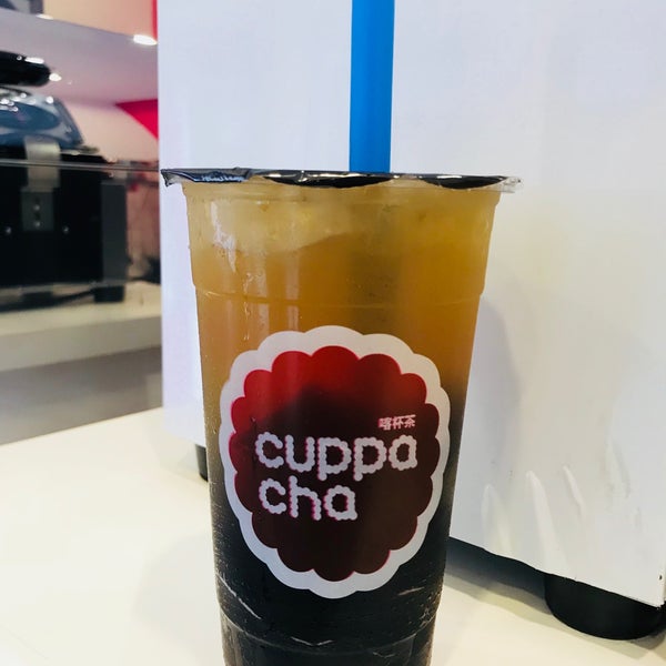 Photo taken at Cuppacha Bubble Tea by Aphirat ♡ S. on 4/21/2018