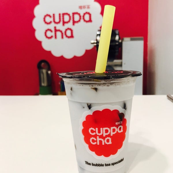 รูปภาพถ่ายที่ Cuppacha Bubble Tea โดย Aphirat ♡ S. เมื่อ 9/3/2017