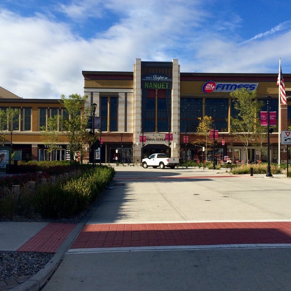 The Shops at Nanuet Shopping Mall