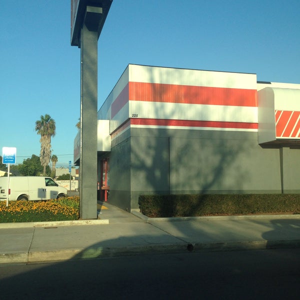 AutoZone Downtown Chula Vista 2 tips from 134 visitors