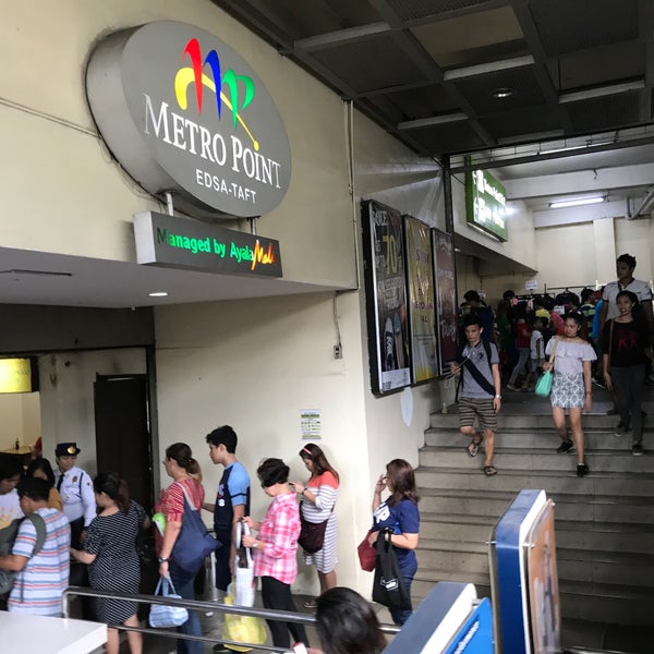 Top 99+ Pictures Metro Mall Queens, New York Photos Sharp