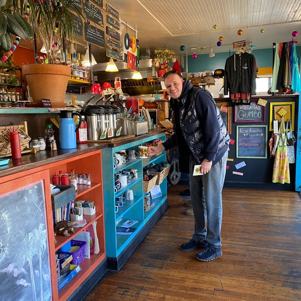 Honeymoon Cafe 19 tips