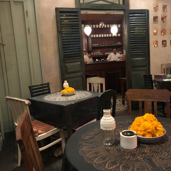 Das Foto wurde bei Café Bali Seminyak von Ekaterina S. am 1/6/2019 aufgenommen
