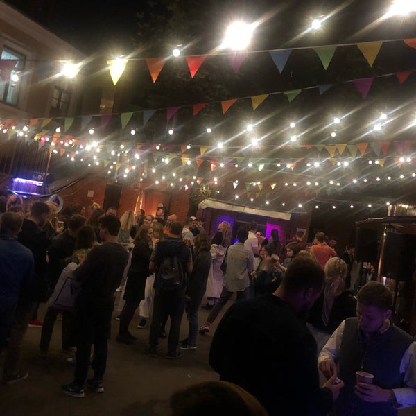 Iggy pub. Iggy pub калашный пер., 9, москва, россия.