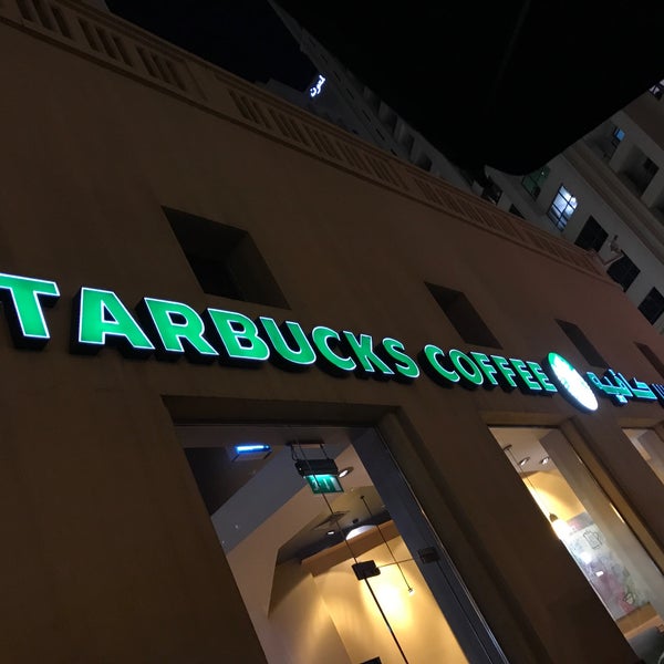 3/25/2018 tarihinde Ekaterina S.ziyaretçi tarafından Starbucks'de çekilen fotoğraf