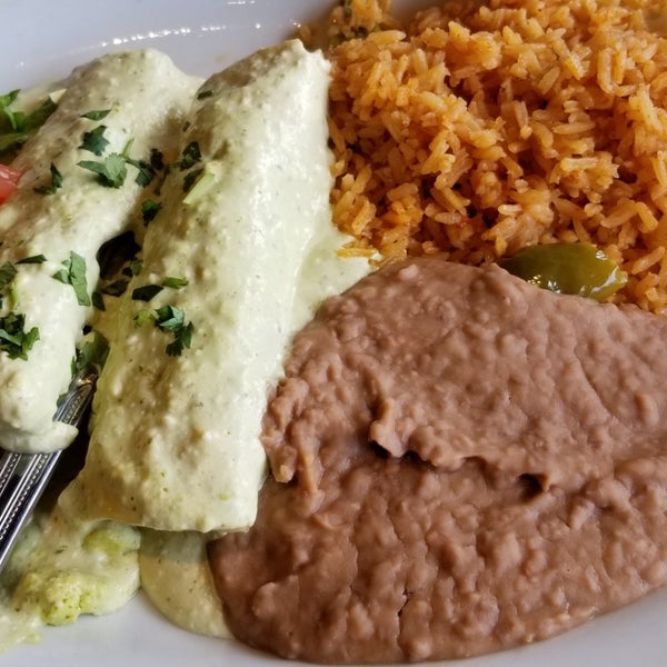 2/23/2019 tarihinde Cheryl S.ziyaretçi tarafından Mia&#39;s Mexican Grill'de çekilen fotoğraf
