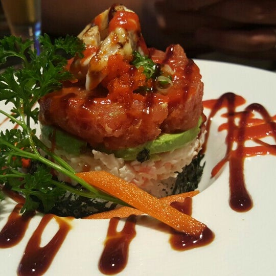Foto diambil di Wild Wasabi Japanese Cuisine oleh didi pada 8/11/2015