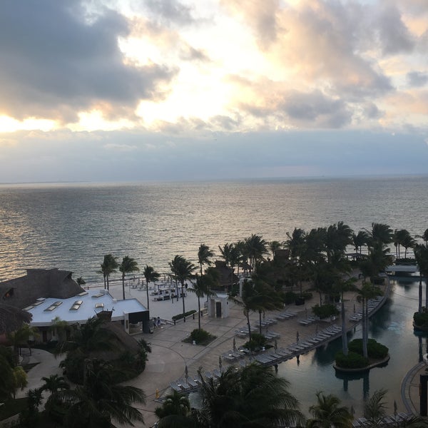 Foto tomada en Villa del Palmar Cancun Beach Resort &amp; Spa  por Haj el 2/27/2017