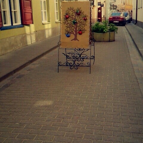 Das Foto wurde bei Stiklių gatvė | Stiklių Street von Dominyka B. am 4/23/2014 aufgenommen