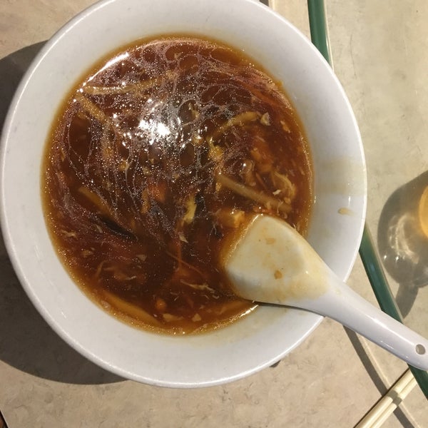 J & J Wonton Noodle House Chinese Restaurant in Victoria