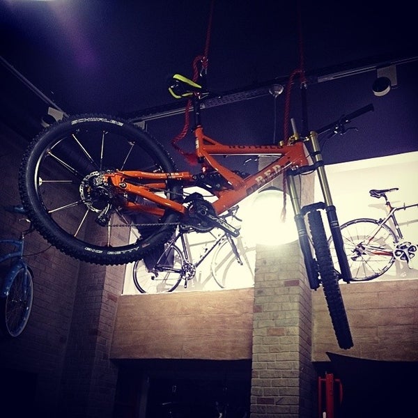 Das Foto wurde bei Bisiklet Evim Bike &amp; Cafe von &#39;@&#39; Emr am 6/22/2014 aufgenommen