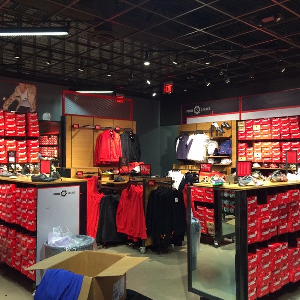 puma outlet great lakes crossing