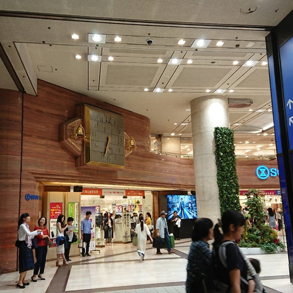 そごう横浜店 からくり時計台前 西区 52 Visitors