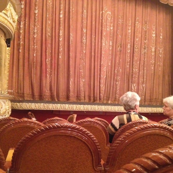 Das Foto wurde bei Opera and Ballet Theatre von Kirill V. am 4/14/2013 aufgenommen