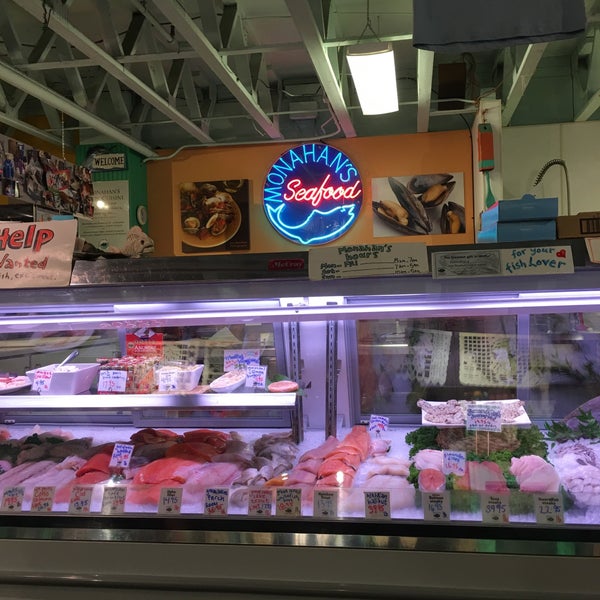 10/30/2017에 Randy W.님이 Monahan&#39;s Seafood Market에서 찍은 사진