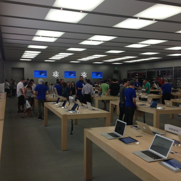 The Branan Blog: Apple Store at Millenia Mall in Orlando