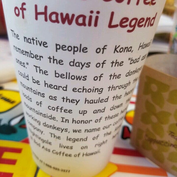 Photo taken at Bad Ass Coffee of Hawaii by Vineetha R. on 9/25/2016