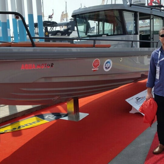 Das Foto wurde bei Ev&#39;re Boat Show Standı von Serdar am 10/7/2015 aufgenommen