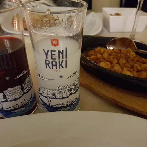 Foto diambil di Rumeli Baharı Restaurant oleh Yüksel Ö. pada 11/4/2017
