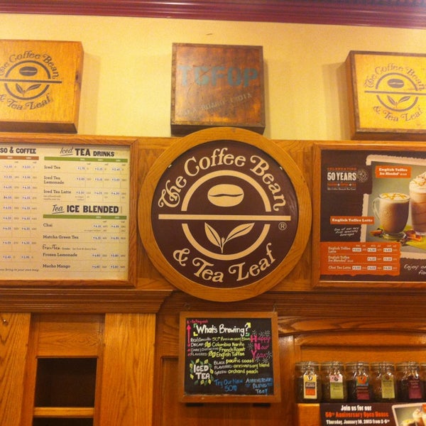 Photo taken at The Coffee Bean &amp; Tea Leaf by hoda007 on 1/7/2013