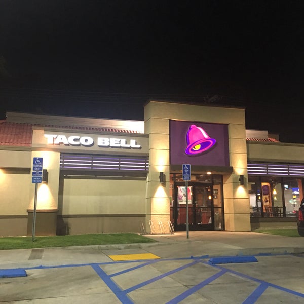 Taco Bell Fullerton, CA