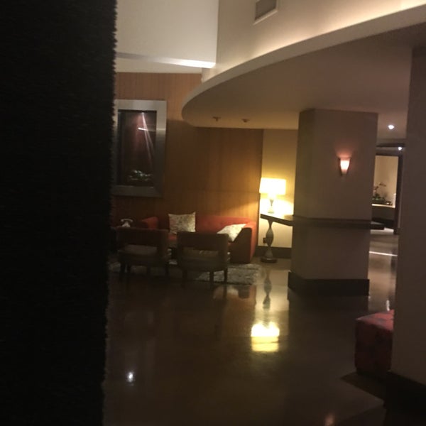 Photo taken at Hotel Angeleno by hoda007 on 4/23/2018