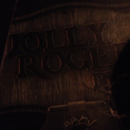 10/17/2012 tarihinde Patricia S.ziyaretçi tarafından Jolly Roger Pub'de çekilen fotoğraf