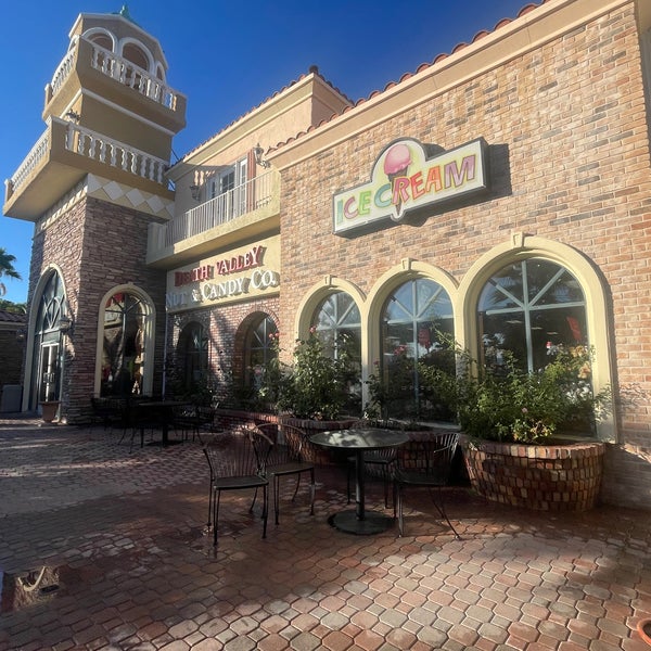 Death Valley Nut And Candy Company 12 tips from 1187 visitors