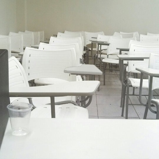 3/26/2014에 Édhypo V.님이 Faculdade Boa Viagem - Campus Boa Vista에서 찍은 사진