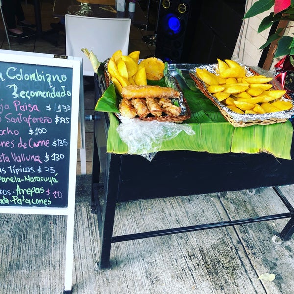 12/6/2019 tarihinde Vicky N.ziyaretçi tarafından GourmArt'de çekilen fotoğraf