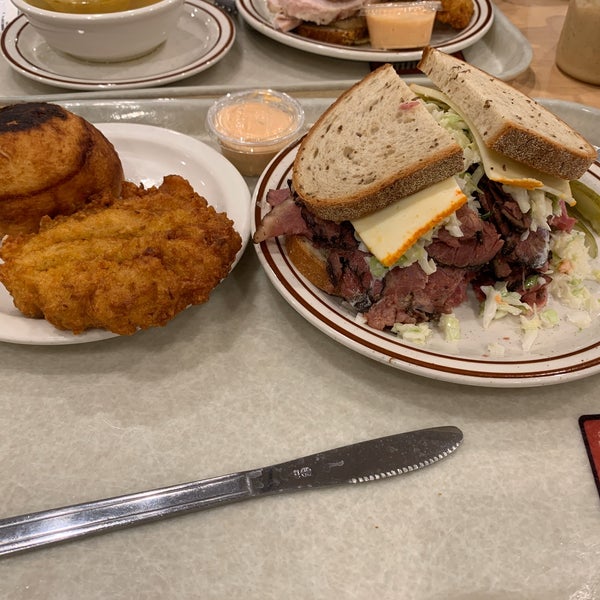 Photo taken at Manny&#39;s Cafeteria &amp; Delicatessen by Ro S. on 12/9/2019