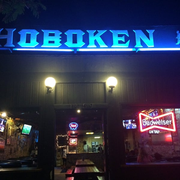 6/20/2014にLatif _.がHoboken Pizza &amp; Beer Jointで撮った写真