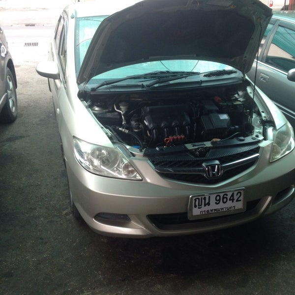 Photos at HKP Speed ( Honda Engineer Service ) - สวนหลวง - พระนคร 