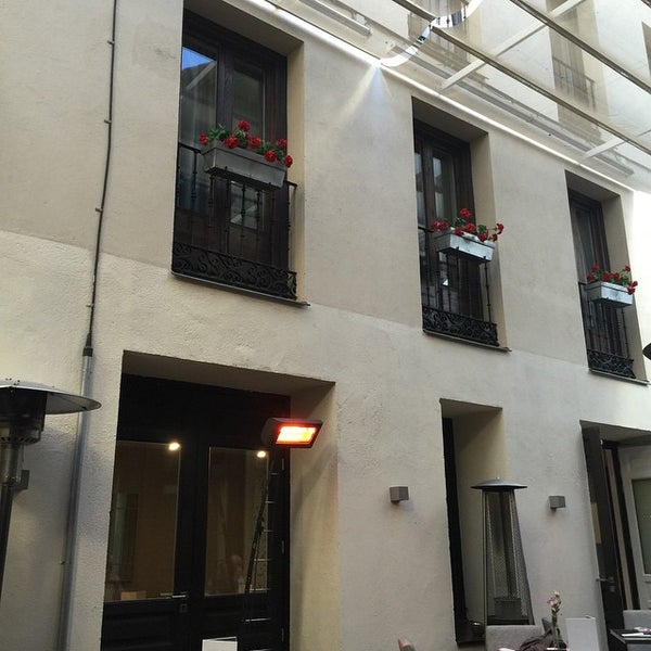 Photo prise au Hotel Hospes Madrid par Jose V. le5/8/2015