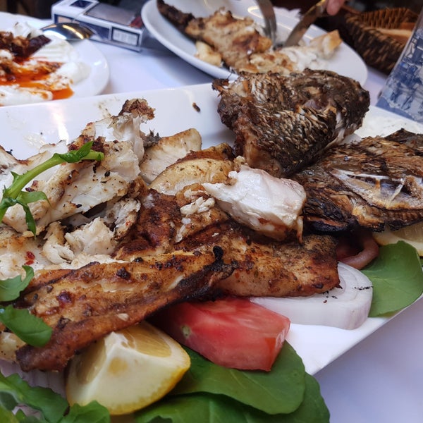 4/18/2019에 Sırrı T.님이 Degüstasyon Restaurant에서 찍은 사진